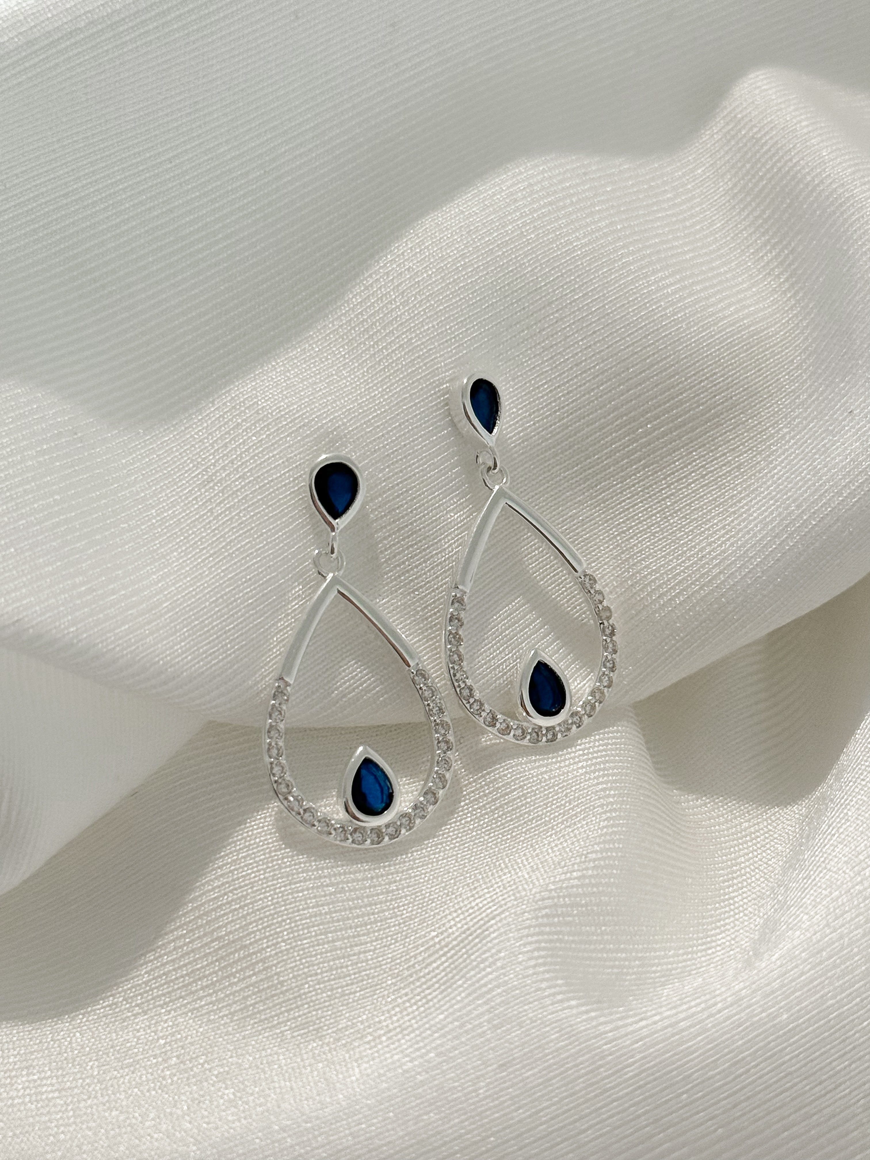 Aros de plata zafiro