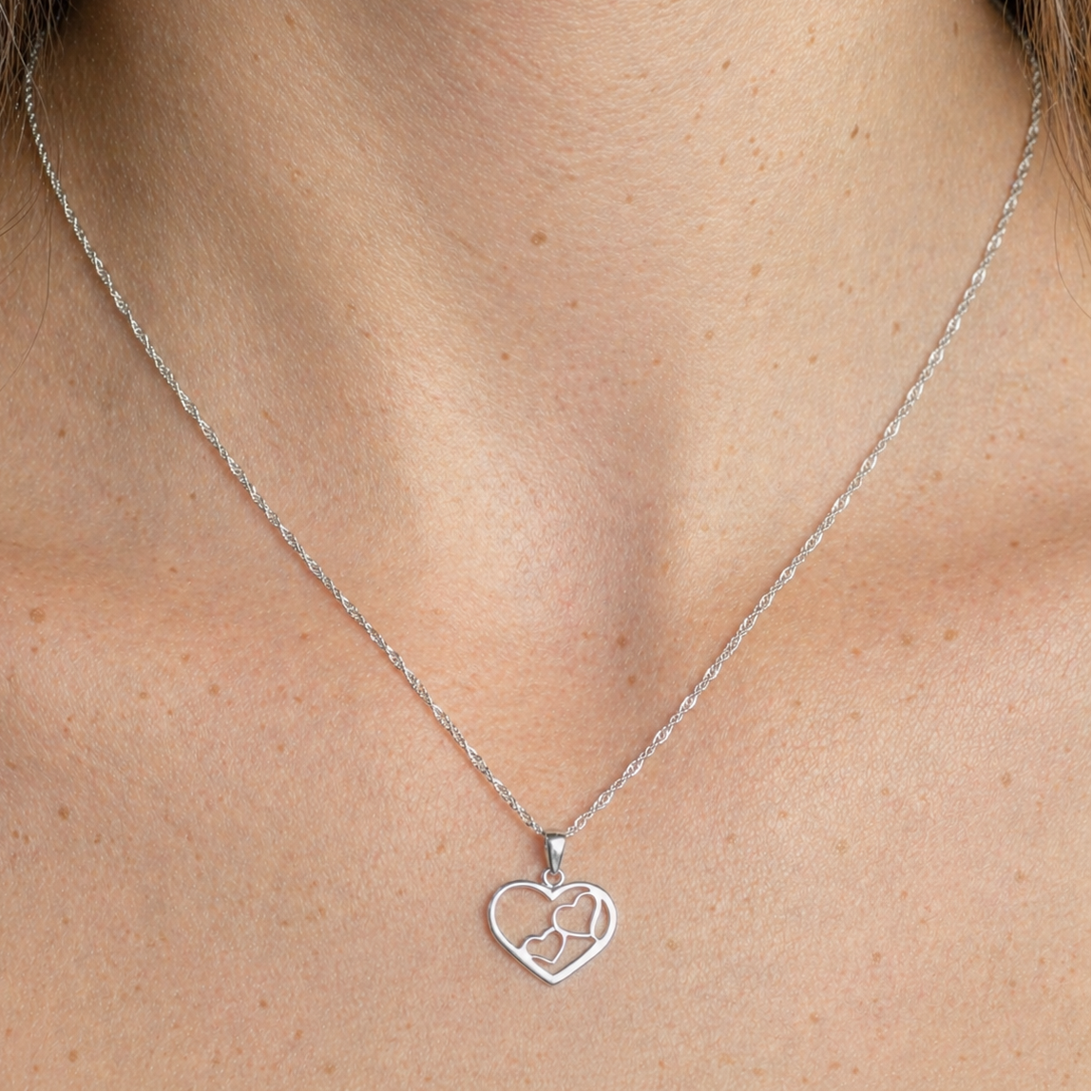 Collar dos corazones